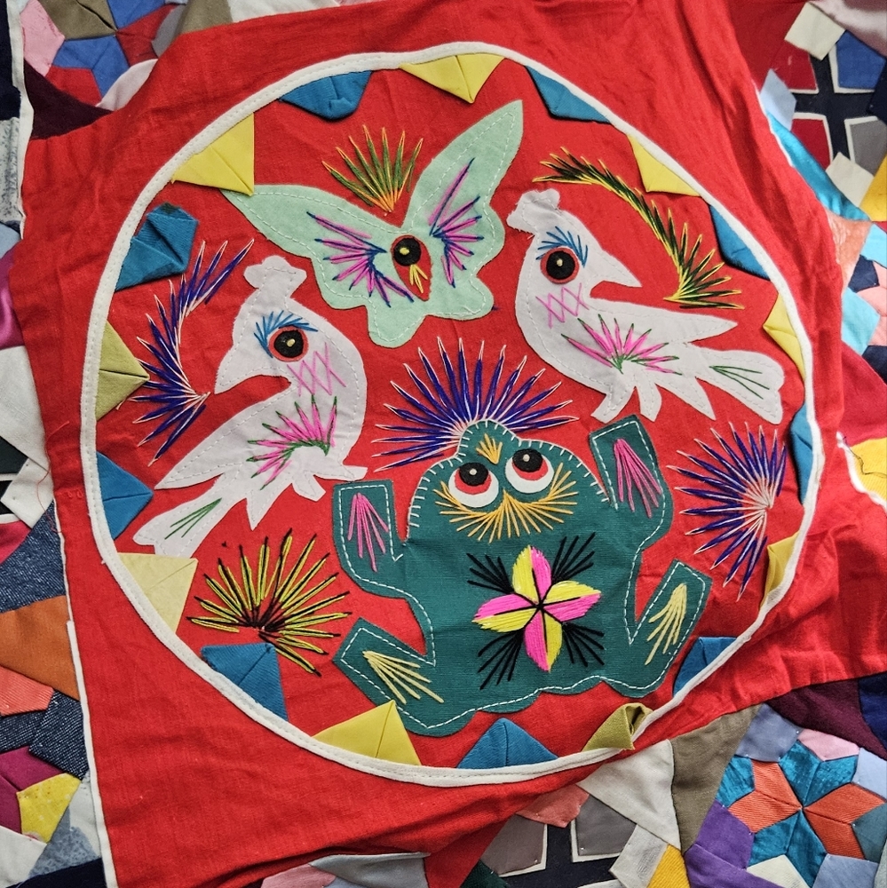 NWOT Chinese Bai Jia Bei Quilt Trapestry - Picture 3 of 11